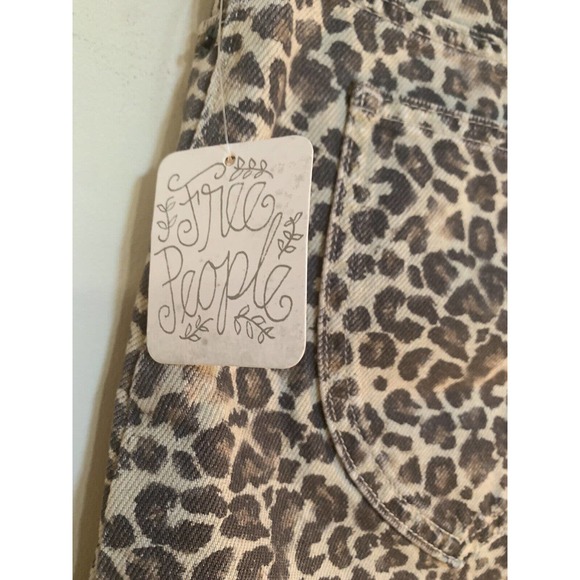 Free People Cotton Cheetah/Leopard Printed Bailey Denim Mini Skirt Size 26 New - Picture 9 of 12
